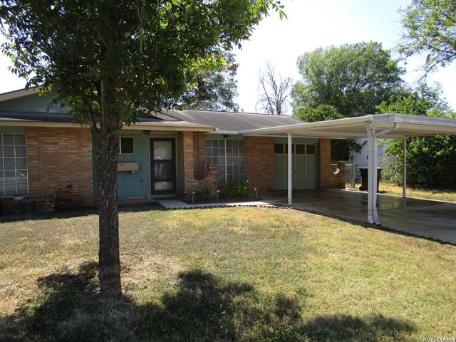 1509 OAK  ST — parkland village
