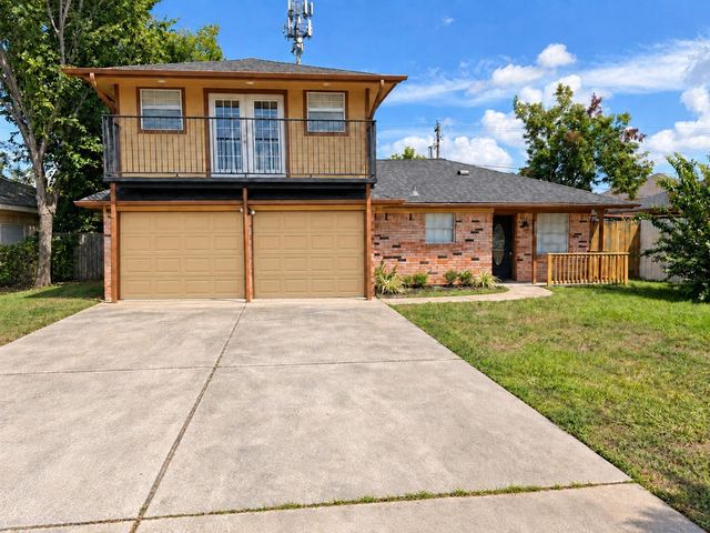 6307 Georgianna Dr — Bramley