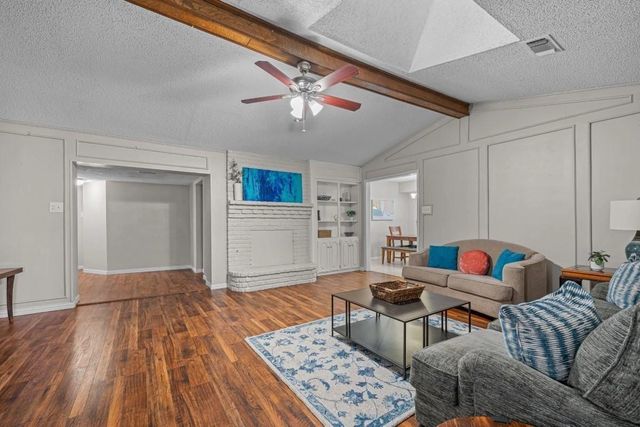 1113 Greenbriar Dr — Hampton Place Estates