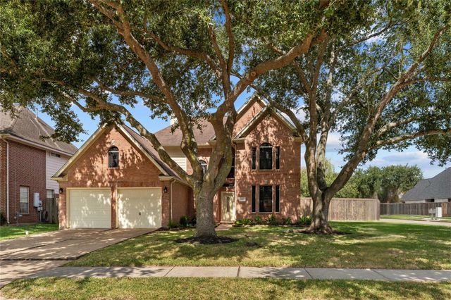 6919 Kemper Dr — Baywood Oaks Village