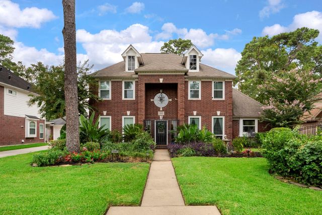 16803 Chewton Glen St — Lakewood Forest Sec 15 Amd