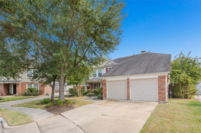 4926 Lake Gladewater Ct — Waterside Village Sec 3