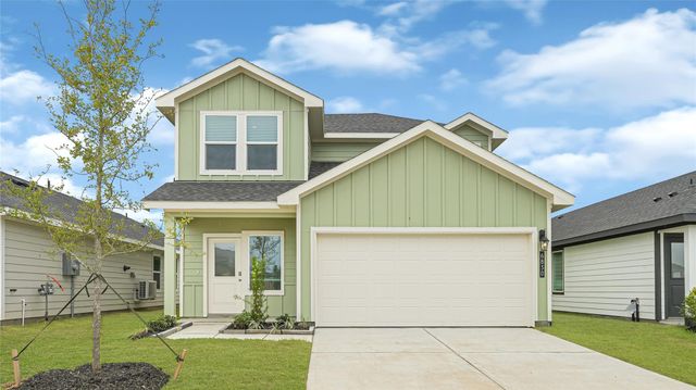 6811 Canyon Breeze Dr — Holly Ridge