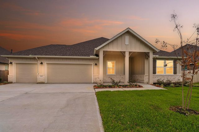 11402 Old Fashion Cir — Grand Oaks