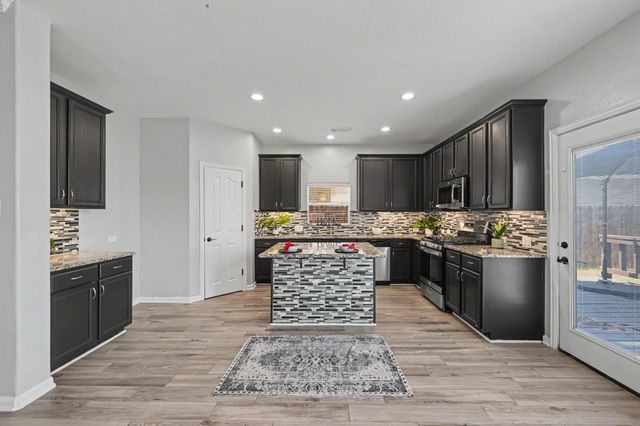 8122 Hardy Elm St — Willow Trace Sec 01