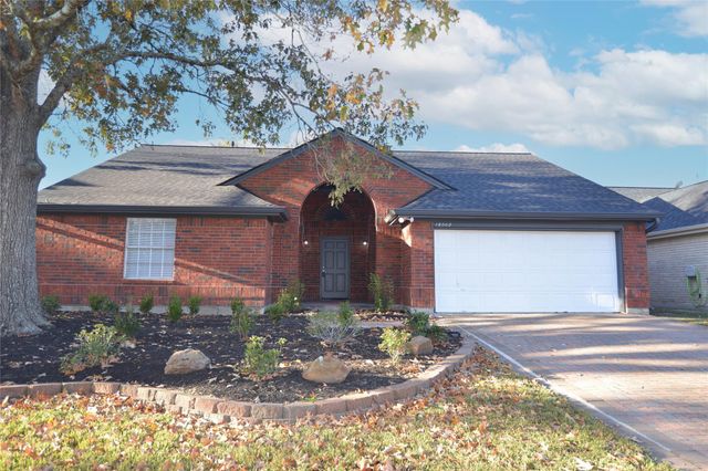 4634 Stonemede Dr — HERITAGE PARK