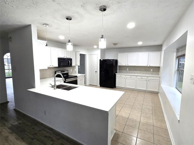 14403 Lazy Willow Ct — Southwest Crossing Sec 1