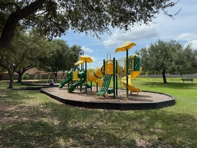 501 Valley Brook Dr — Glen Meadows Sec 01