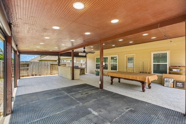 21127 Fox Orchard Ct — Foxwood Sec 14