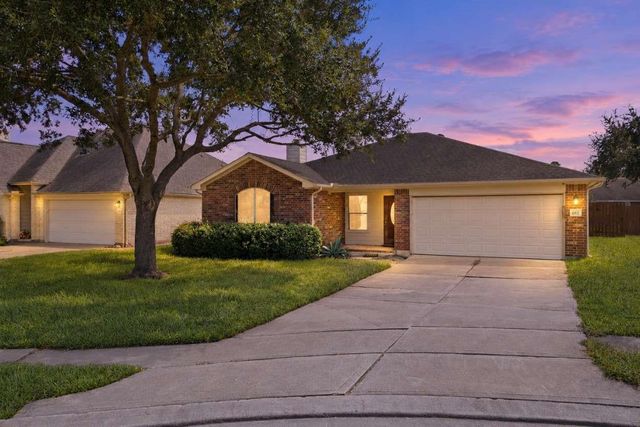 6911 River Rd — Tara Colony