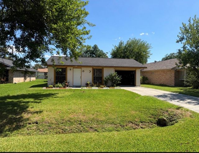 610 N 13th St — La Porte