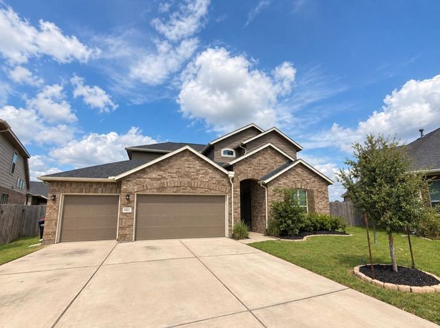 8823 Sandhill Crane Rd — Katy Lakes