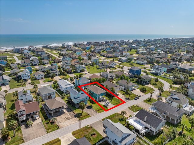 13819 Mutiny Ln — Pirates Beach 4