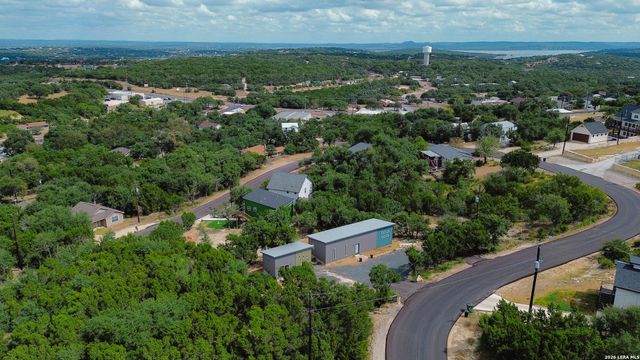 569 LEDGEVIEW DR — SCENIC HEIGHTS