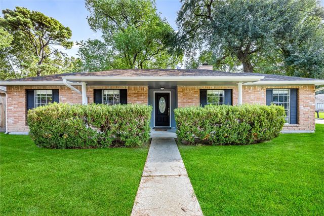 23402 Lestergate Dr — Birnam Wood Sec 02