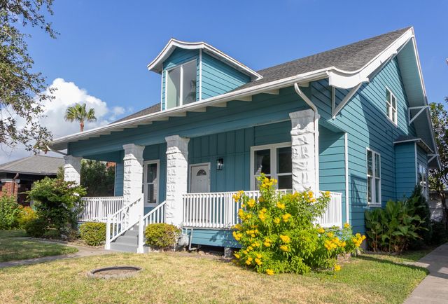 3124 Avenue R 1/2 — Galveston Outlots