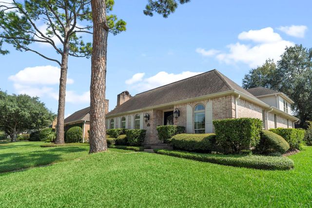 443 Fox Briar Ln — Sugar Creek