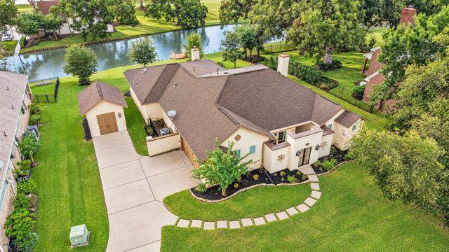 32634 Watersmeet St — Weston Lakes