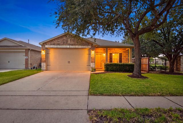 611 E Newport Bnd — Harbor Shores