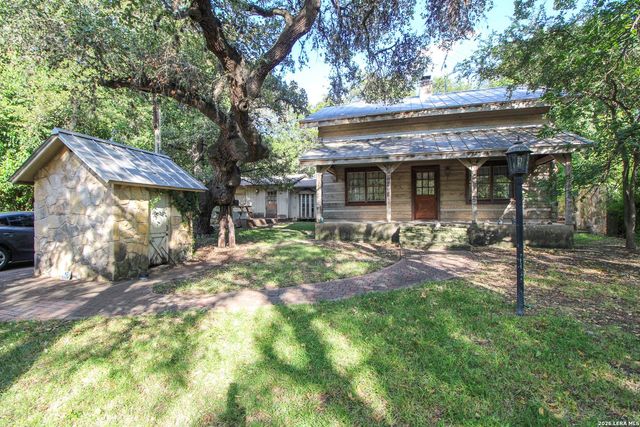 19706 SCENIC LOOP RD — GREY FOREST