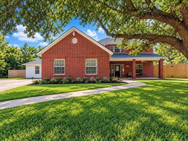 4030 Larkspur St — Westglen Alvin