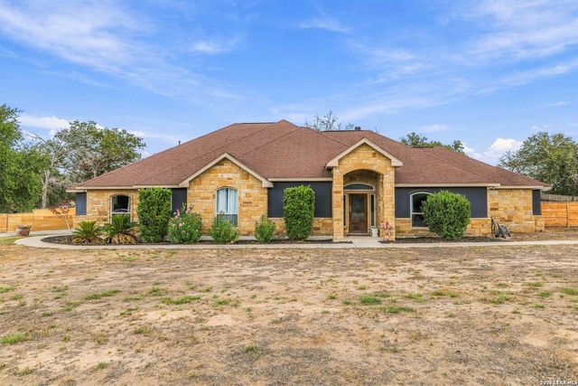 112 ABREGO KNOLL DR — Abrego Lake