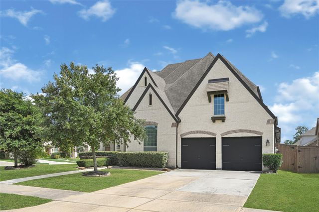 13018 Fernbank Forest Dr — Groves Sec 9