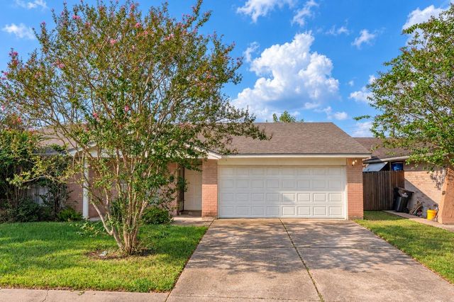 10550 Towneview Drive — TOWNEWEST