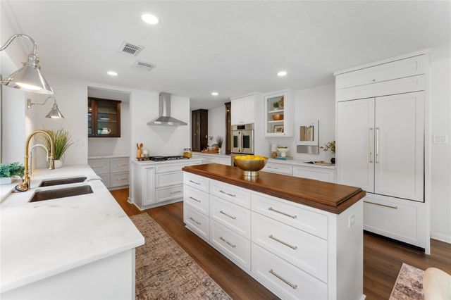 2312 Pebble Beach Dr — South Shore Harbour