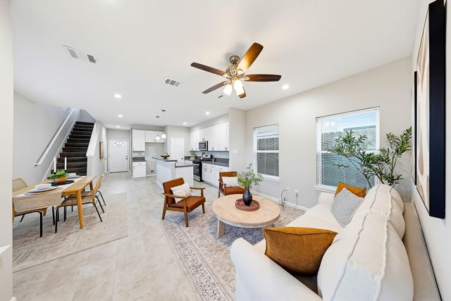 313 De Haven St — Fidelity