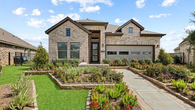319 Big Pine Trail — Brookewater