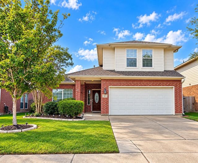 1811 Winding Trail Ln — Midtown Park Sec 1 Alvin