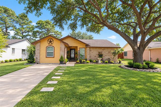 1834 Powderhorn Ln — Williamsburg Hamlet Sec 01