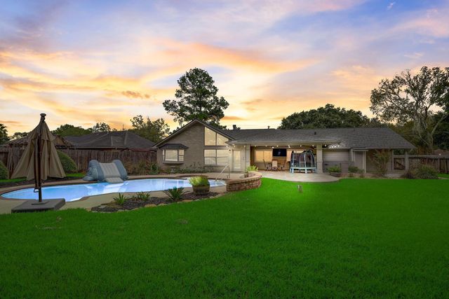 705 Balmoral Ct — Regency Estates 4