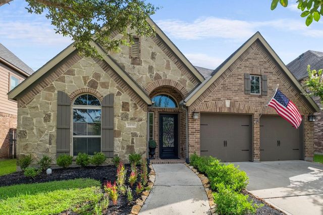 2030 Rainy Mist Dr — Sienna