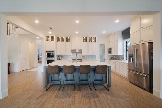 4823 Creekbend Dr — Fulbrook On Fulshear Creek