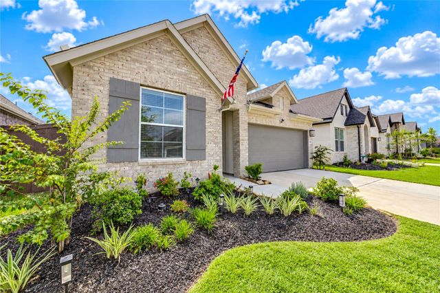 115 Blue River Trl — Brookewater Sec 1