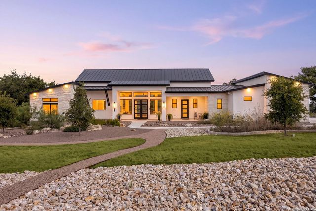 576 ROSEMARY RIDGE DR — BELLE OAKS RANCH