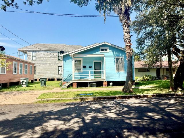1219 34th St — Galveston Townsite