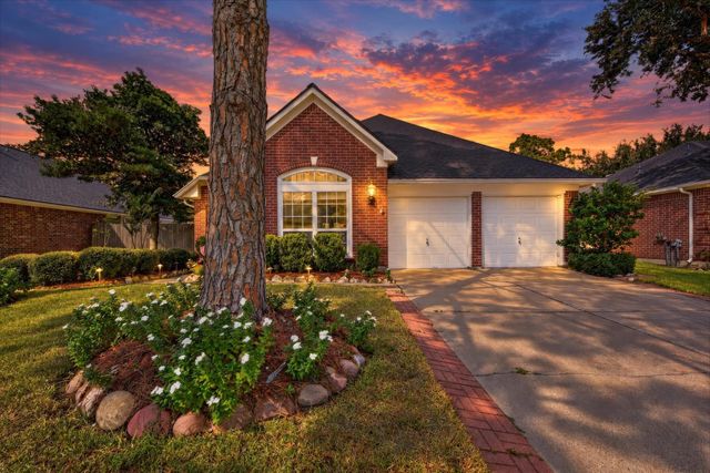 3523 Paigewood Dr — Sedgefield Sec 1-2-3 At Silver