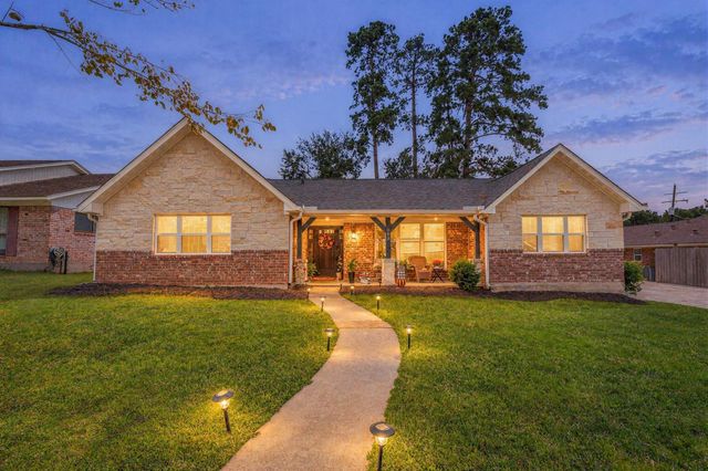 903 Northpine Dr — North Pine