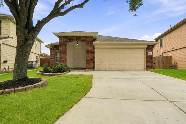 18151 Sorrell Oaks Cir — Twin Oaks Village Sec 14