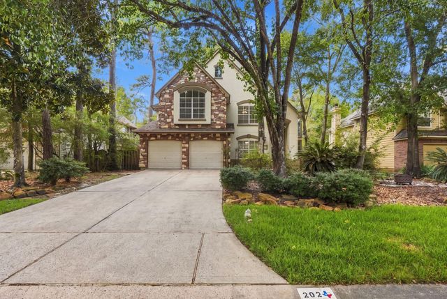 202 W Greywing Cir — Wdlnds Village Alden