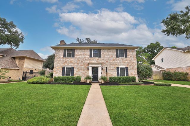 14719 Rio Pinar Dr — Hearthstone Sec 02
