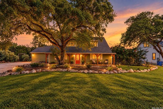 1609 Winding Creek — CYPRESS COVE COMAL