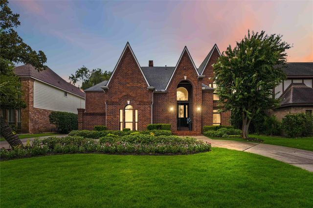 2718 Bermuda Dunes Dr — Quail Valley Eldorado