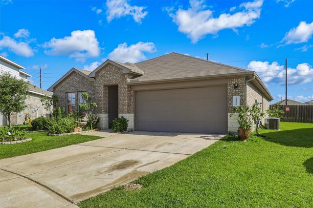 22906 Ginosa Trl — Ventana Lakes