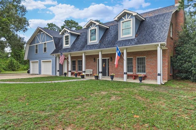 8714 Holly Hills Dr — Suburban Ranches