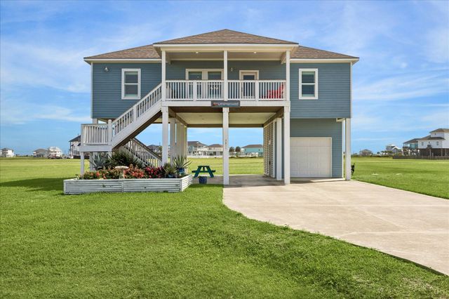 3811 Kiva Road — Indian Beach