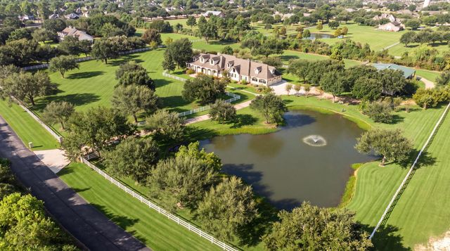 16435 Bridle Oak Dr — Bridle Oaks Estates